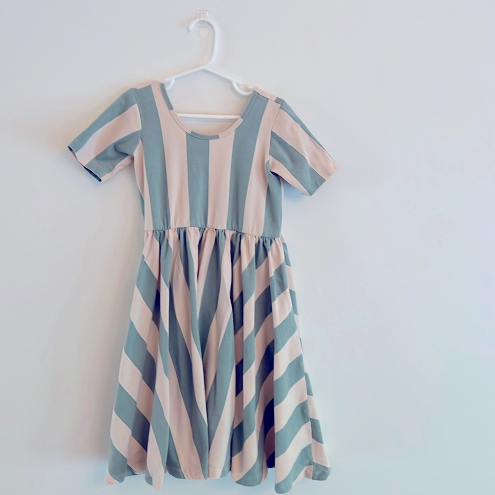 Alice & Ames twirly dress